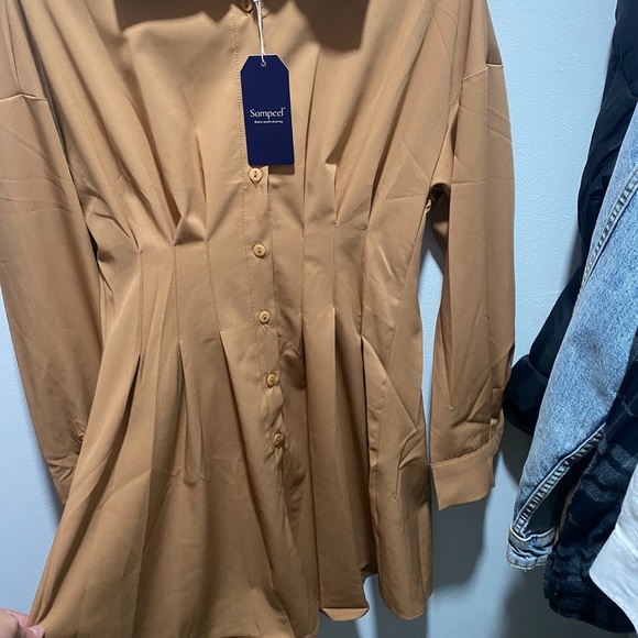 DRESS - Picture 2 of 3